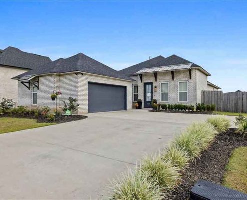 The Louisiana housing market is showing signs of improvement in 2026 as homeowners insurance costs begin to decline.