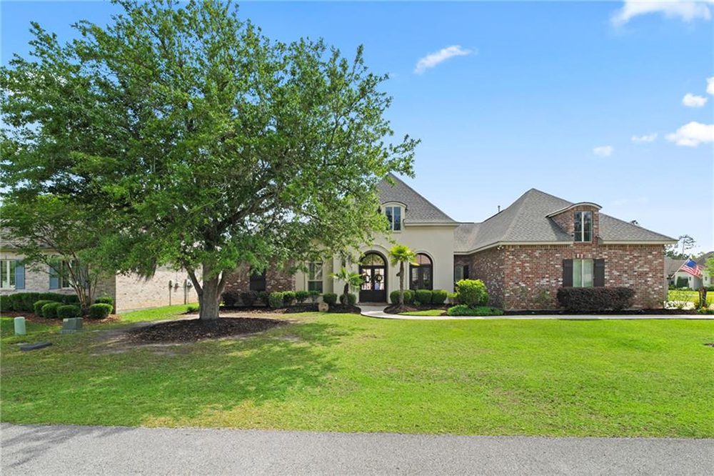 1-274 W. Longview Court