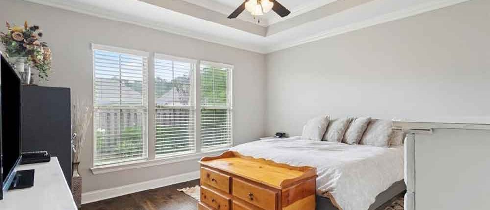 10-1277-Deer-Park-Primary-Bedroom