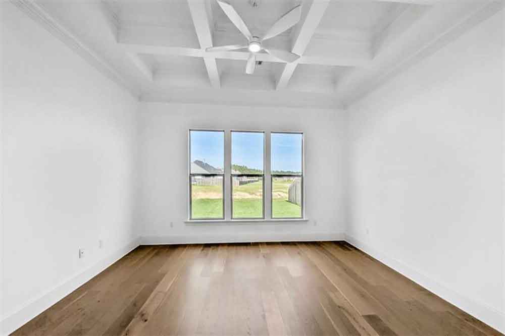 11-7009-BALD-EAGLE-Master-Bedroom