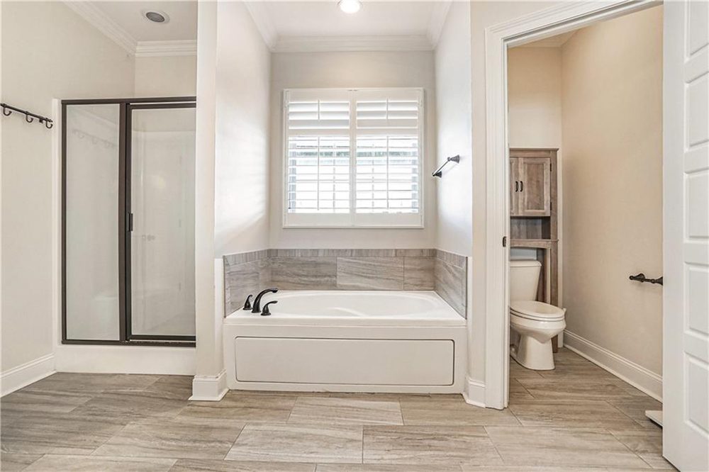 13- 3108 Lost Lake Soaking Tub