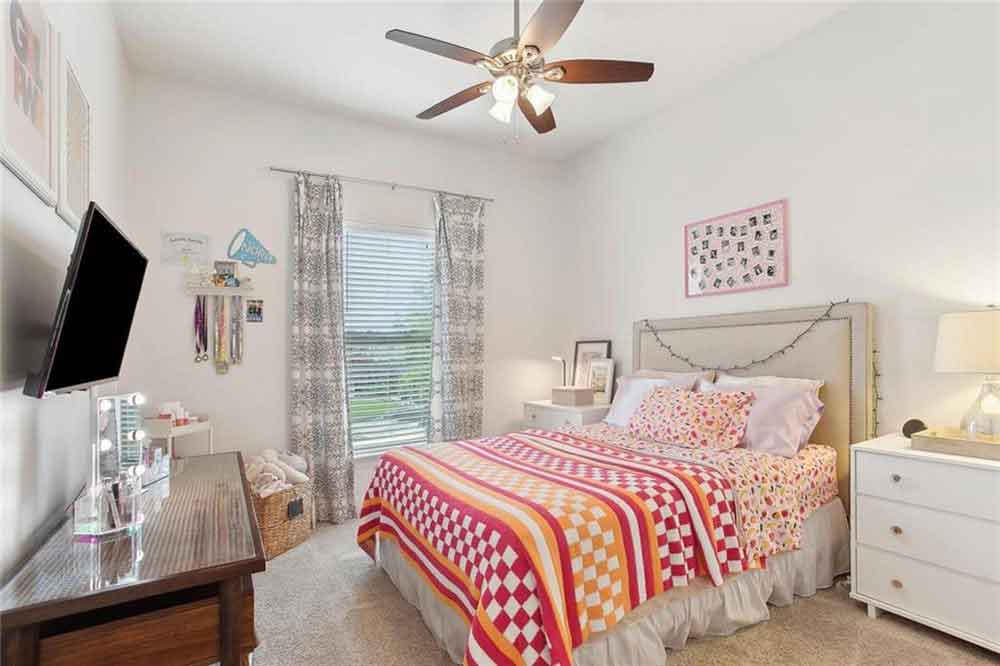 14-1092-Cypress-Crossing