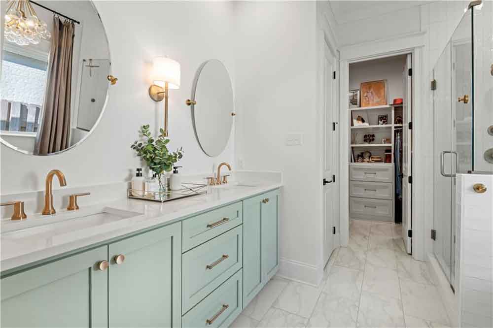 14-1505-Blck-Pine-Court