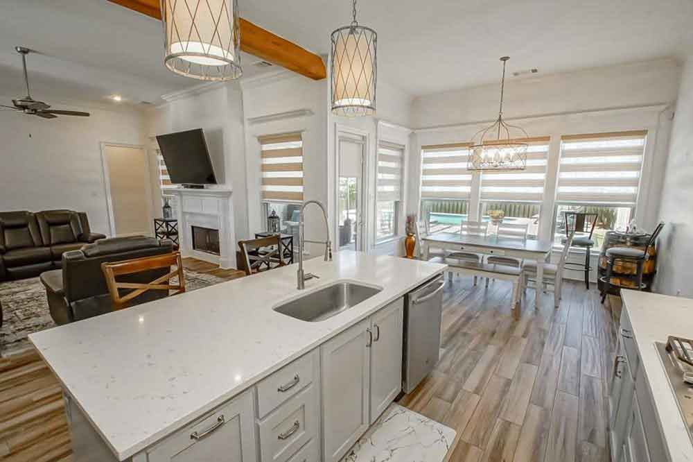 14-745-Grey-Heron-Huge-Island