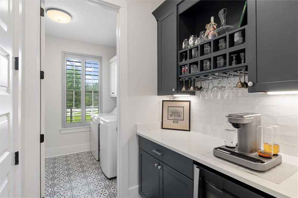 15-435-Bedico-Parkway-1