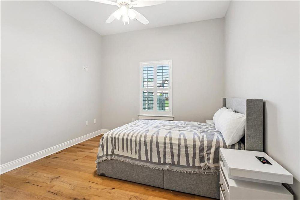 16-200 Merion Circle