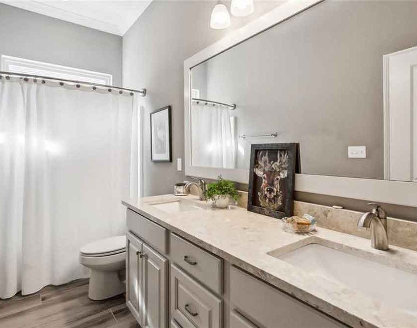 16-Natural-Lighting-721-Night-Heron-Ln