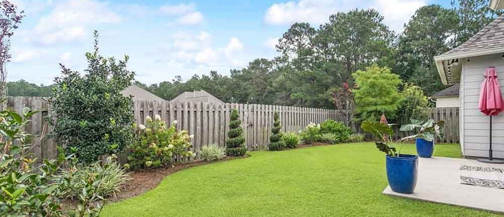 18-1277-Deer-Park-Backyard-View