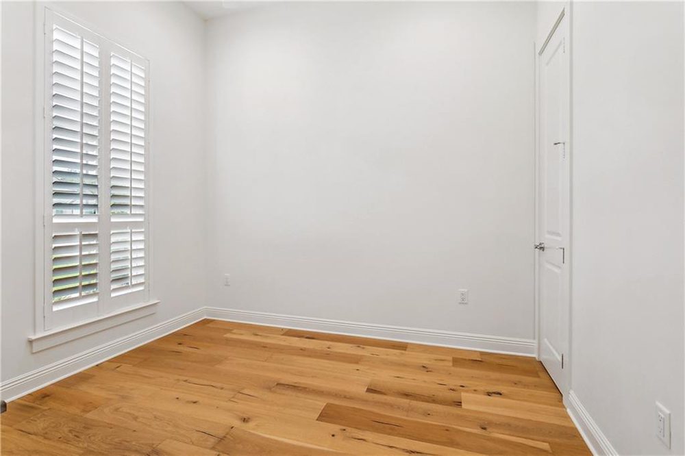 18-200 Merion Circle