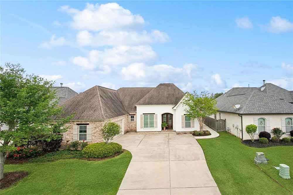 2-1092-Cypress-Crossing-Landscaped