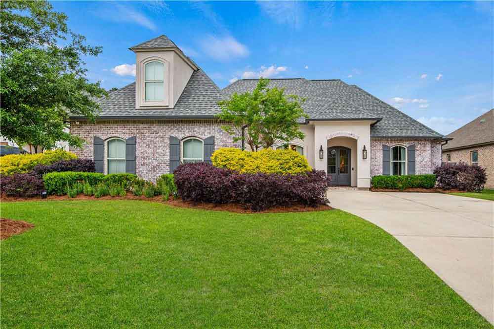 2-1104-Cypress-Crossing-Drive