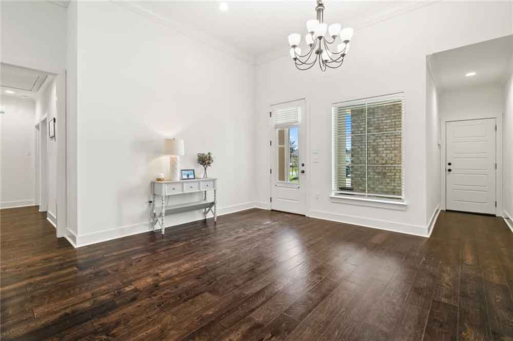 2-1336-Audubon-Pkwy.-Front-Entry