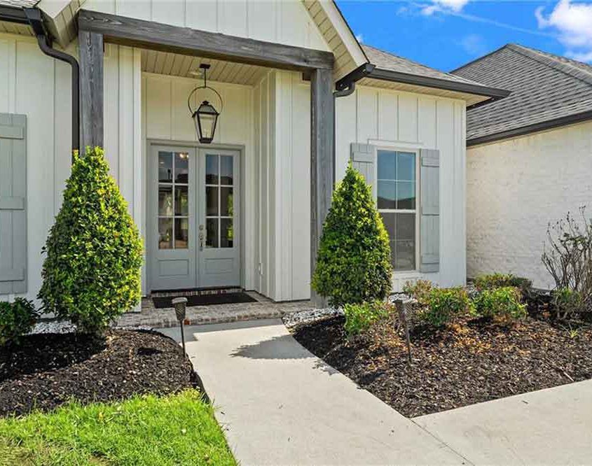 2-2005-Cypress-Bending-Front-Entryway
