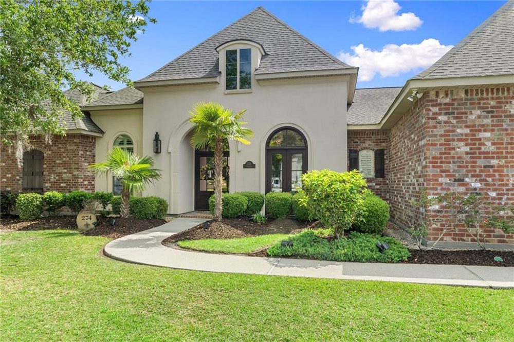 2-274 W. Longview Court