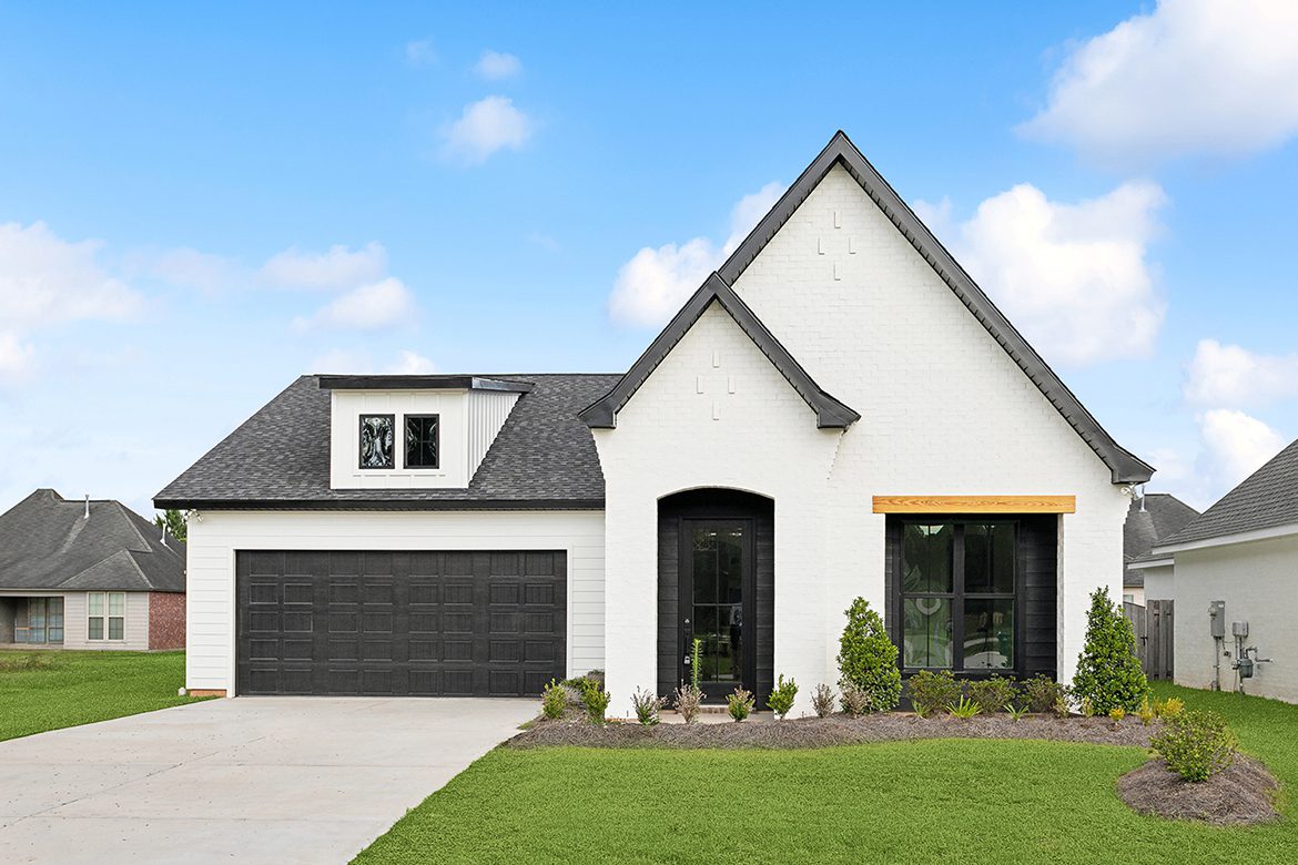 2-7117 Green Heron Exterior Front