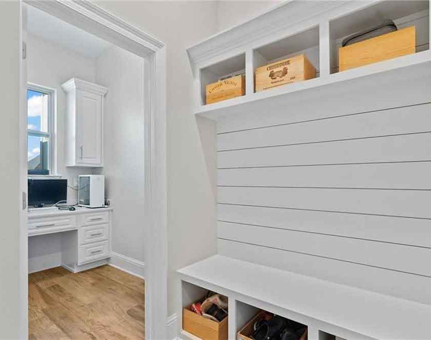 20-2005-Cypress-Bending-Mudroom