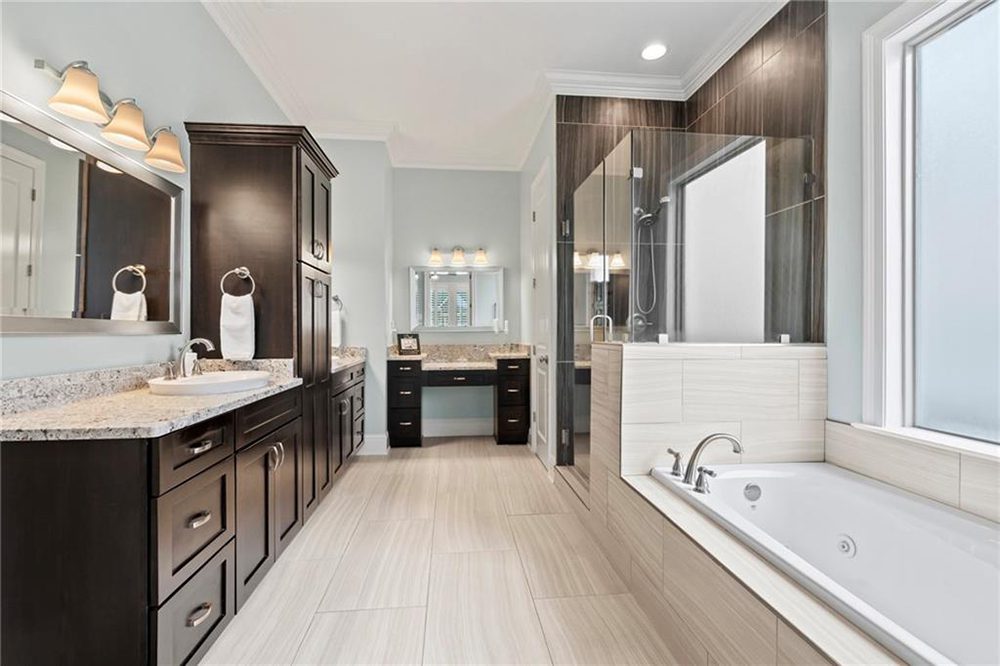 20-274 W. Longview Court