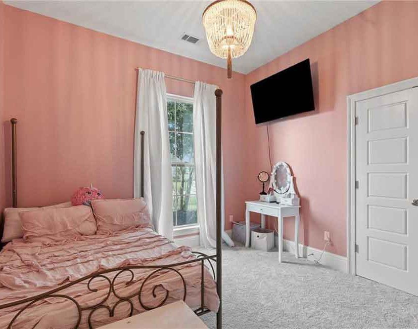 21-2005-Cypress-Bending-Bedroom