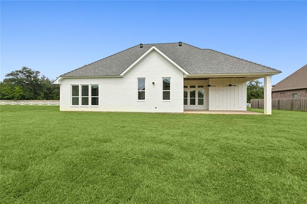 21- 479 Bedico Backyard