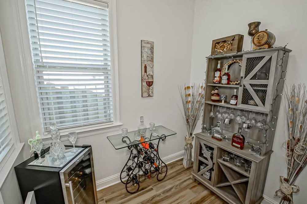 21-745-Grey-Heron-Wine-Nook