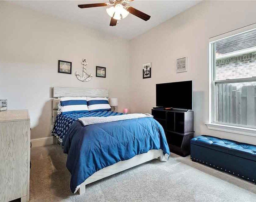 22-2040-CYPRESS-BEND-Lane-Secondary-Bedroom