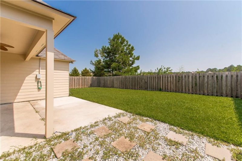This house has a fenced in backyard that is perfect for pets. The backyard can also be a great space for the kids to enjoy the outdoors.