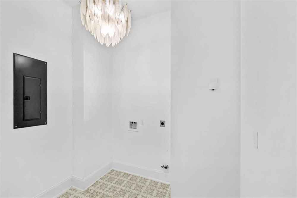 23-7009-BALD-EAGLE-Laundry-Room