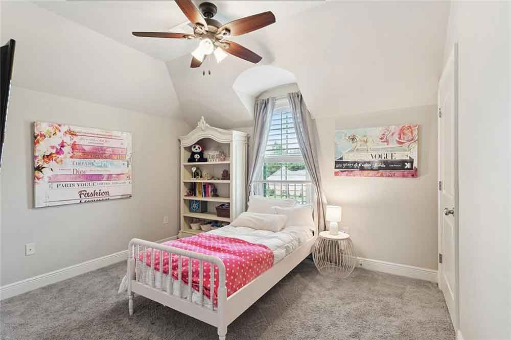 24-208-Merion-Circle-Secondary-Bedroom