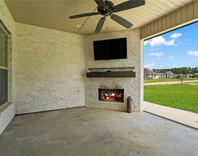 25-2005-Cypress-Bending-Outdoor-Fireplace