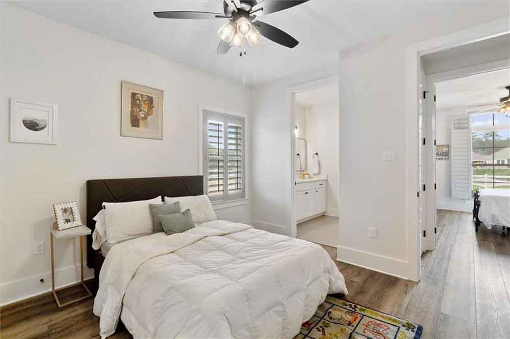 25-435-Bedico-Parkway-1