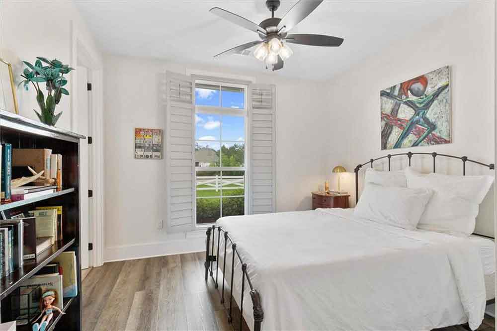 26-435-Bedico-Parkway-1