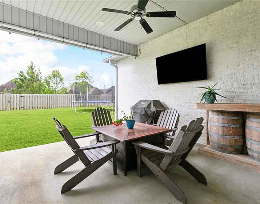 27-2040-CYPRESS-BEND-Lane-Covered-Patio
