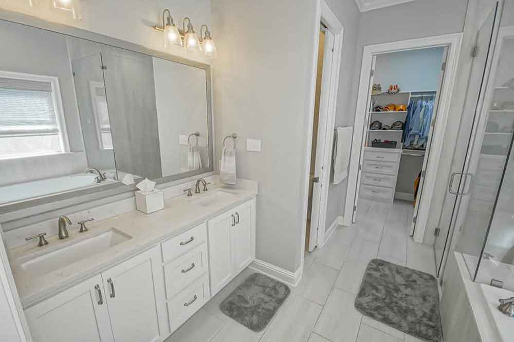 27-745-Grey-Heron-Vanity