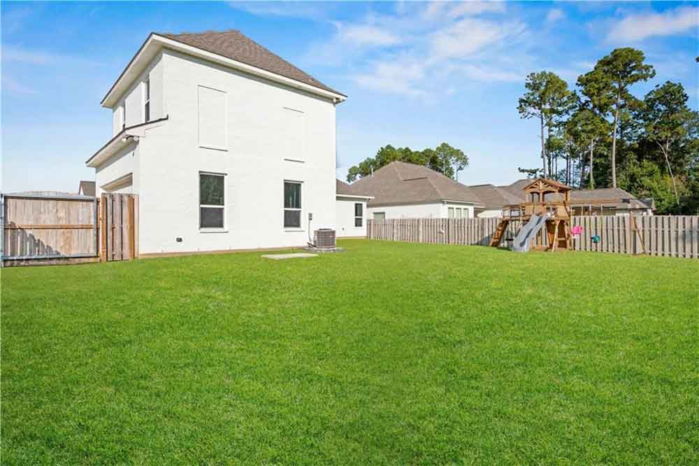 29-1505-Blck-Pine-Court