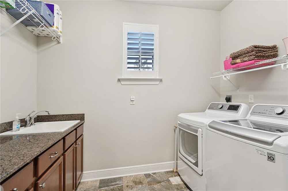 29-208-Merion-Circle-Laundry-Room