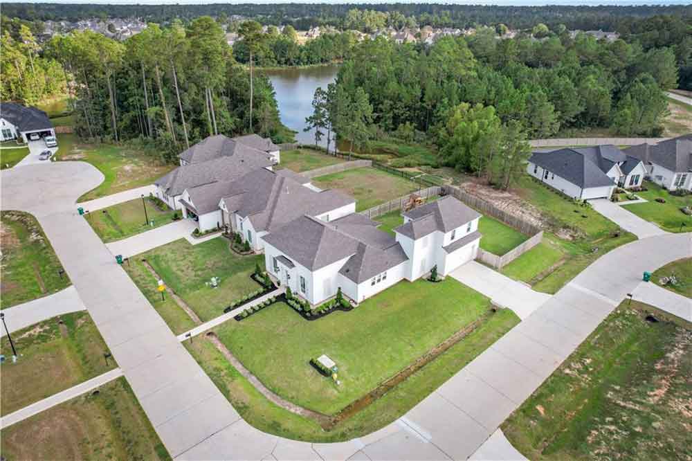 3-1505-Blck-Pine-Court