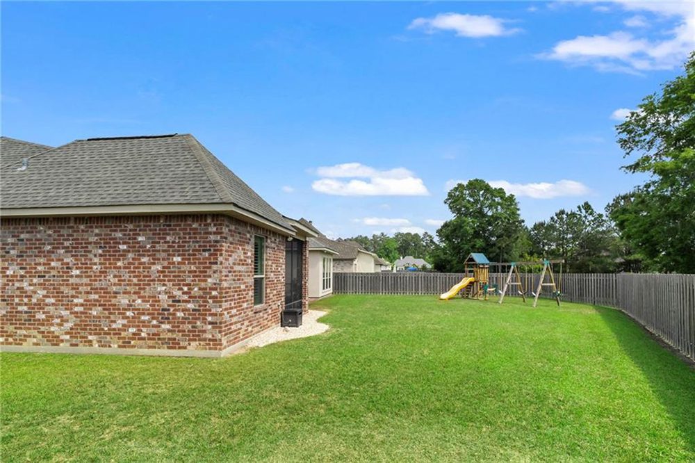 32-274 W. Longview Court