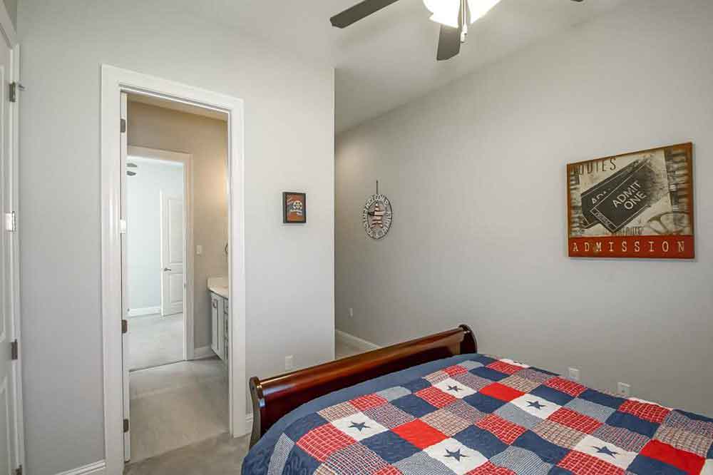 32-745-Grey-Heron-Ensuite