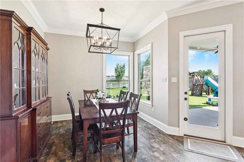 4-1084-Cypress-Crossing-Breakfast-Area