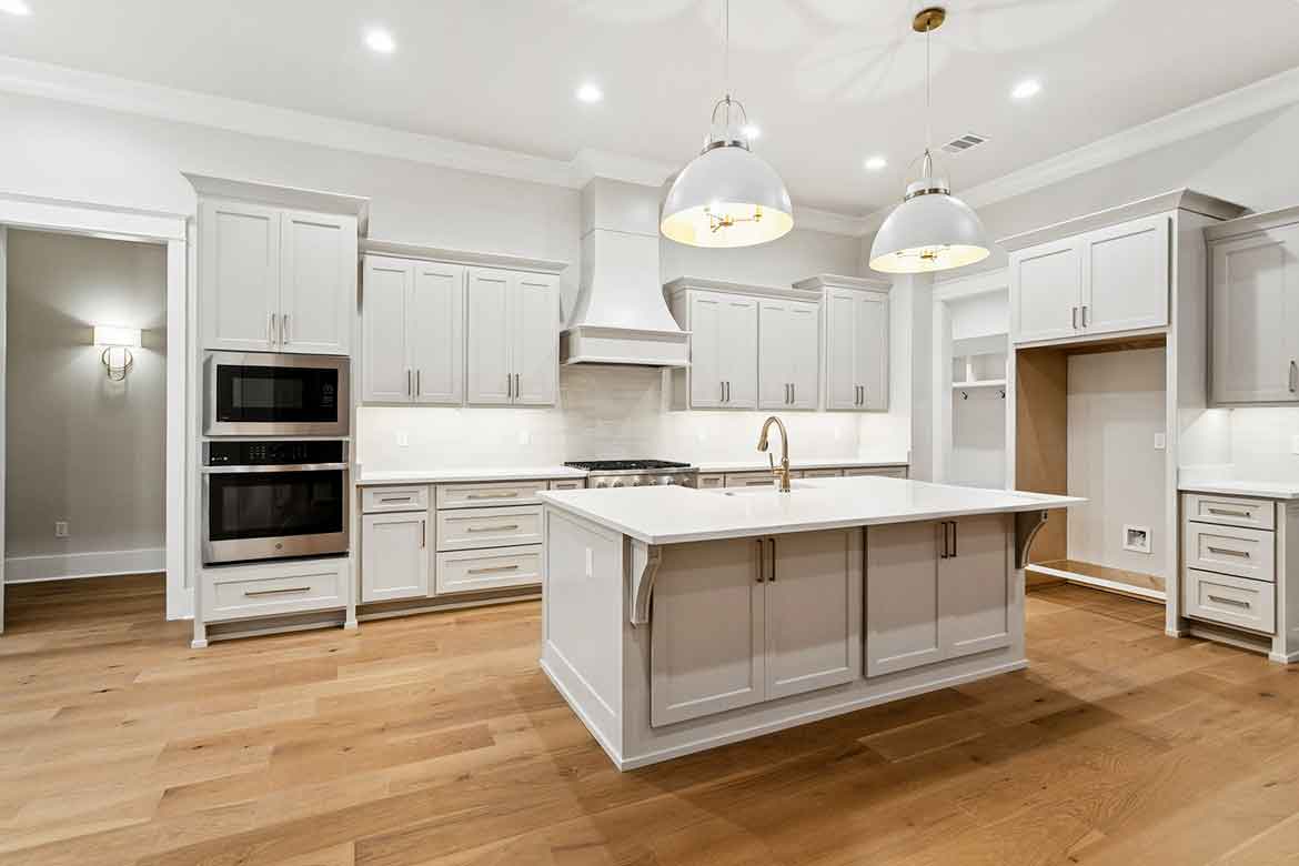 4-508-Blue-Heron-Ln-Kitchen-Overview