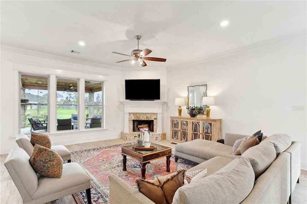 5-1092-Cypress-Crossing-Fire-Place