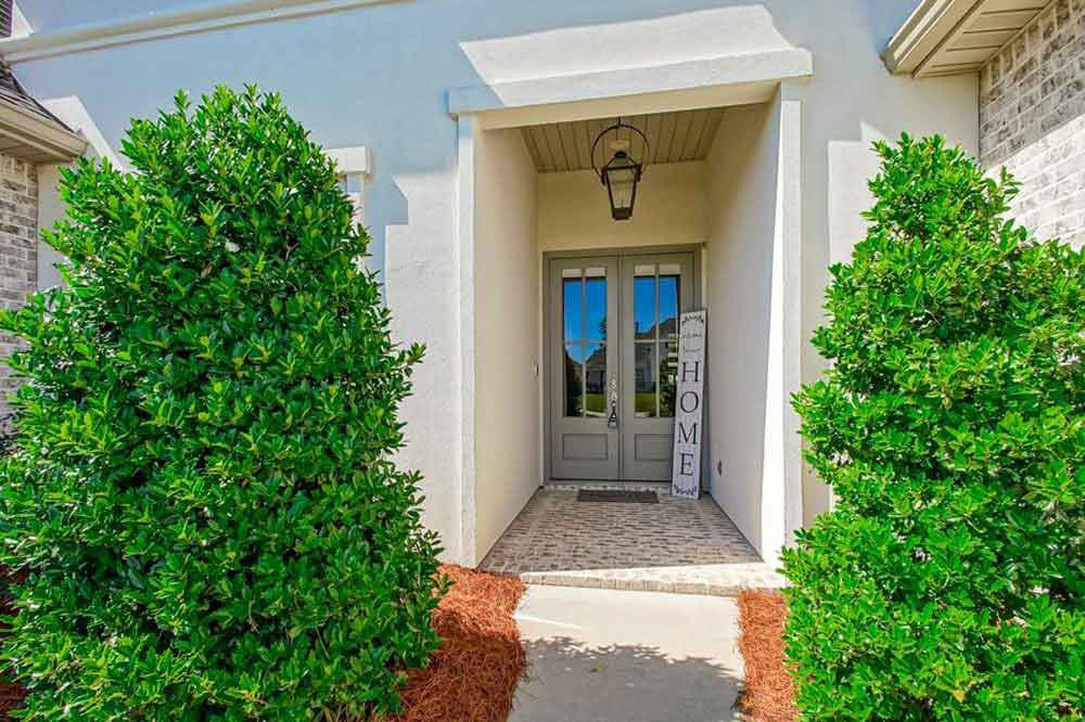 5-745-Grey-Heron-Front-Entry