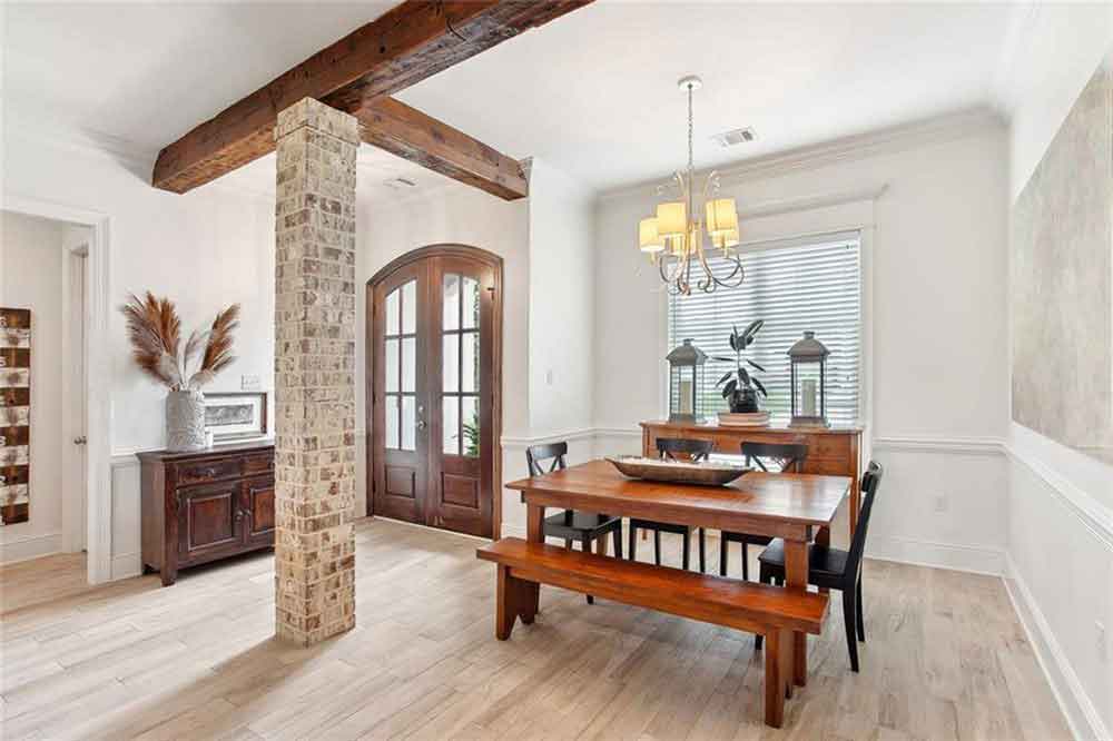 6-1092-Cypress-Crossing-Brick-Column