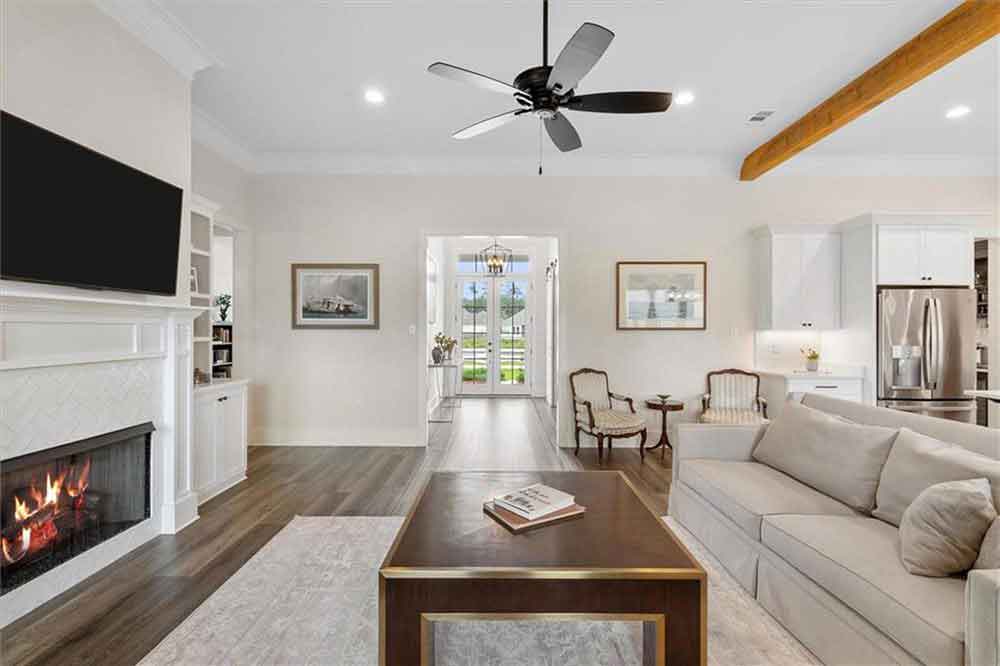 6-435-Bedico-Parkway-2