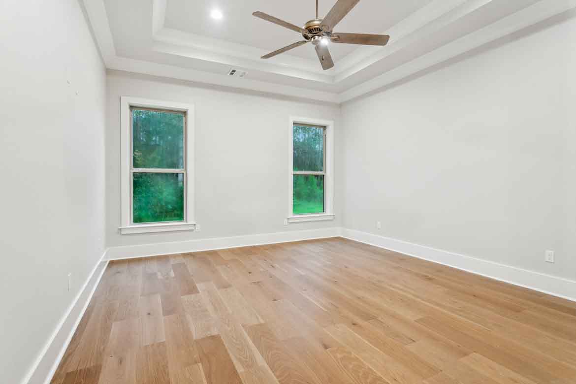 6-508-Blue-Heron-Lane-Primary-Bedroom