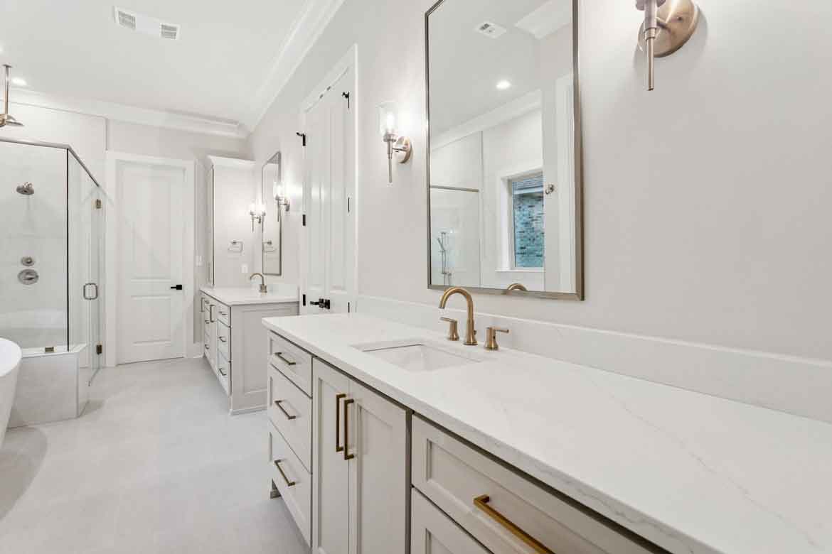 7-508-Blue-Heron-Lane-Primary-Bath-Overview