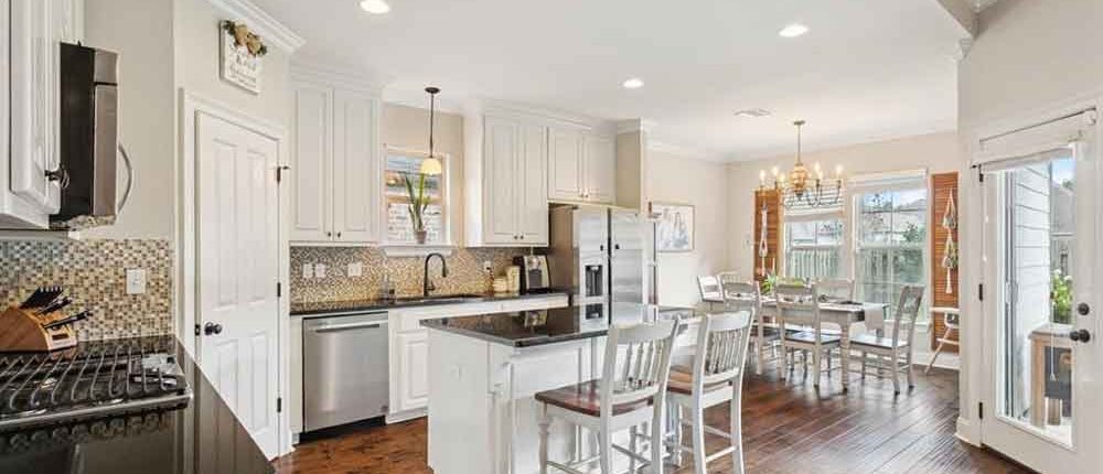 8-1277-Deer-Park-Breakfast-Bar-Seating