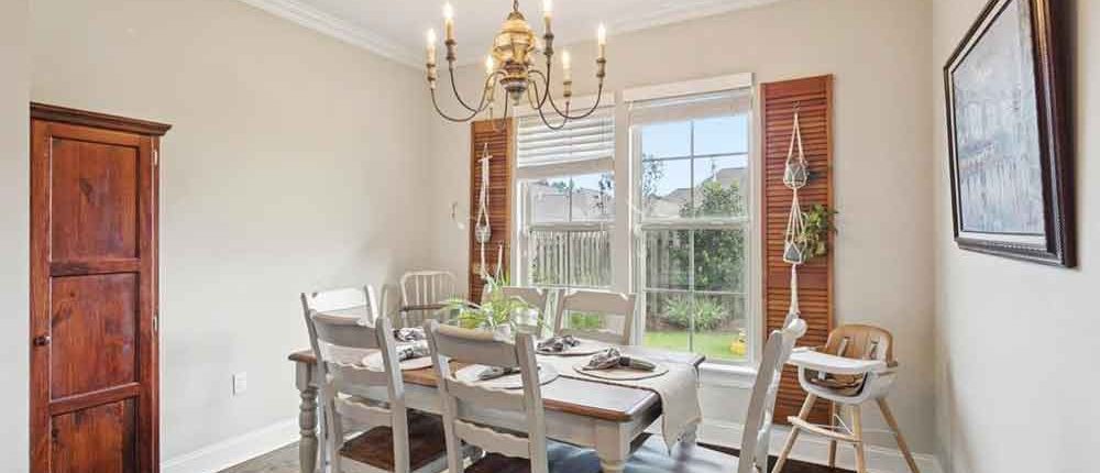 9-1277-Deer-Park-Dining-Area