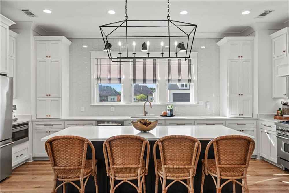 9-1505-Blck-Pine-Court