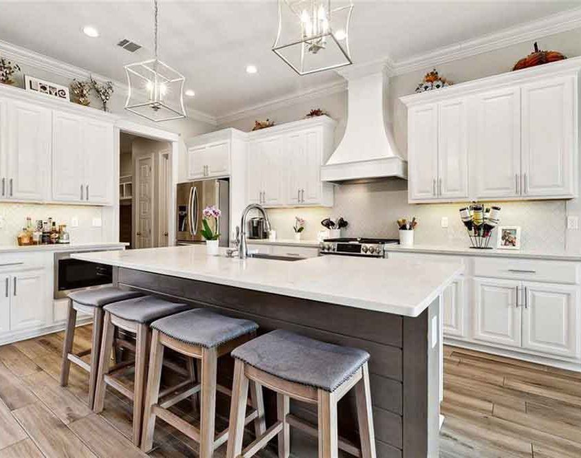9-2040-CYPRESS-BEND-Lane-Kitchen-Island-1